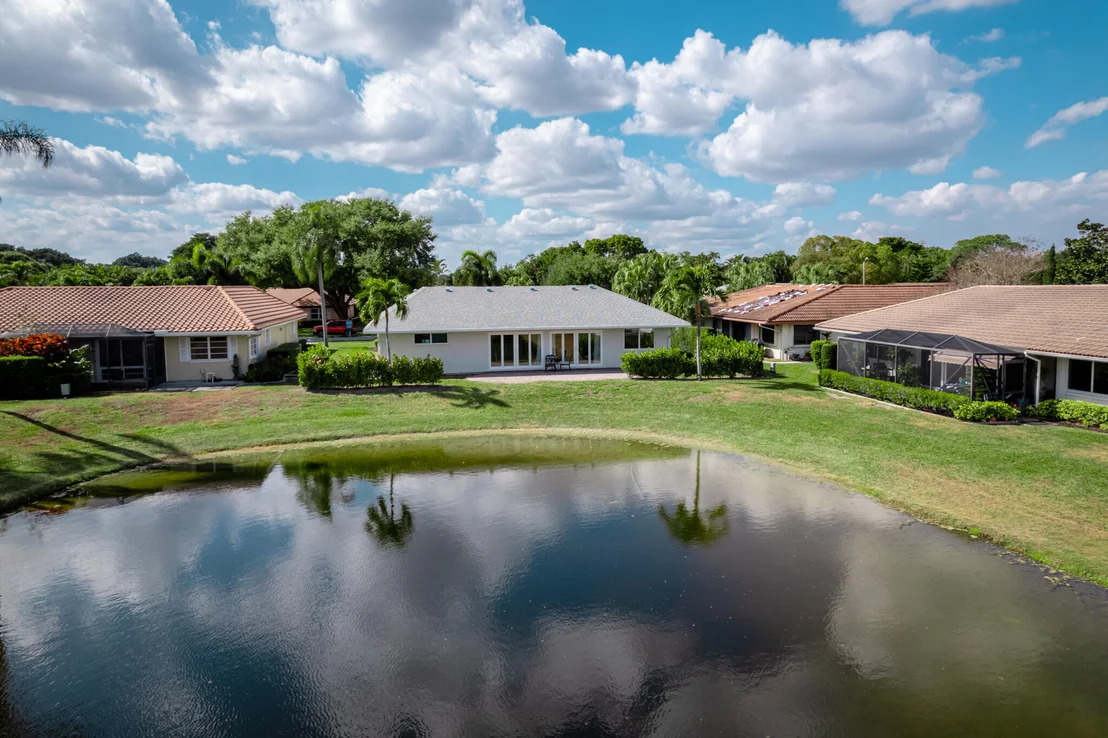 Photo of 10370 Greentrail Drive N
