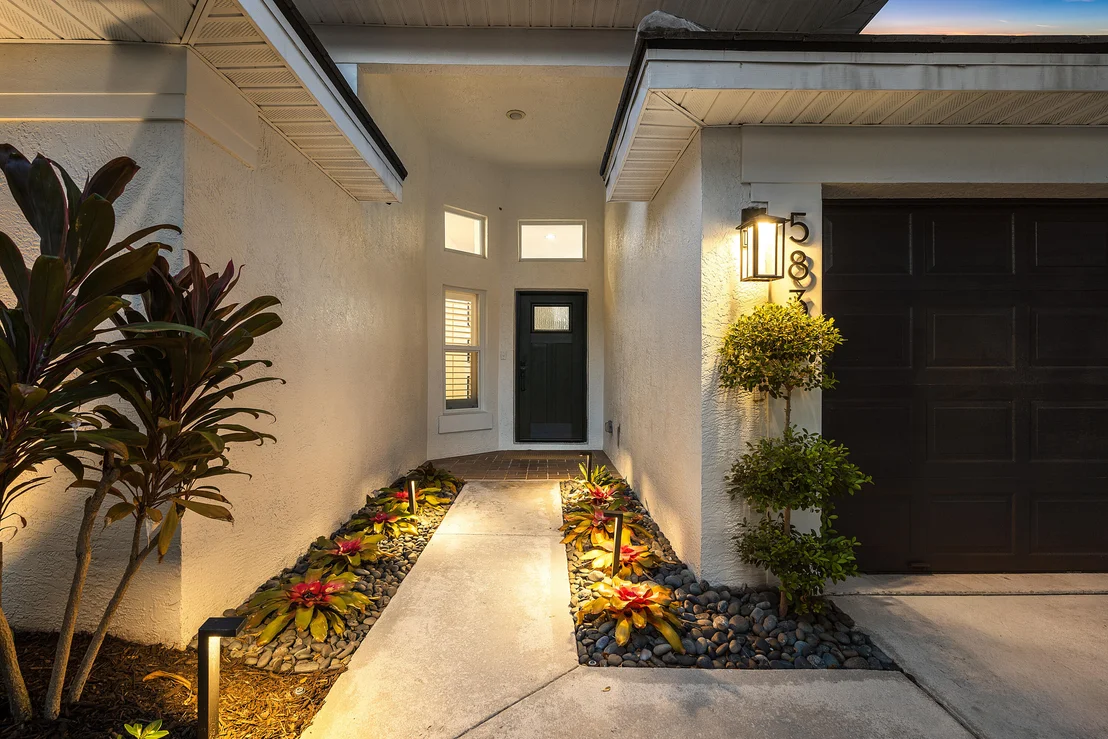Photo of 583 Canoe Point