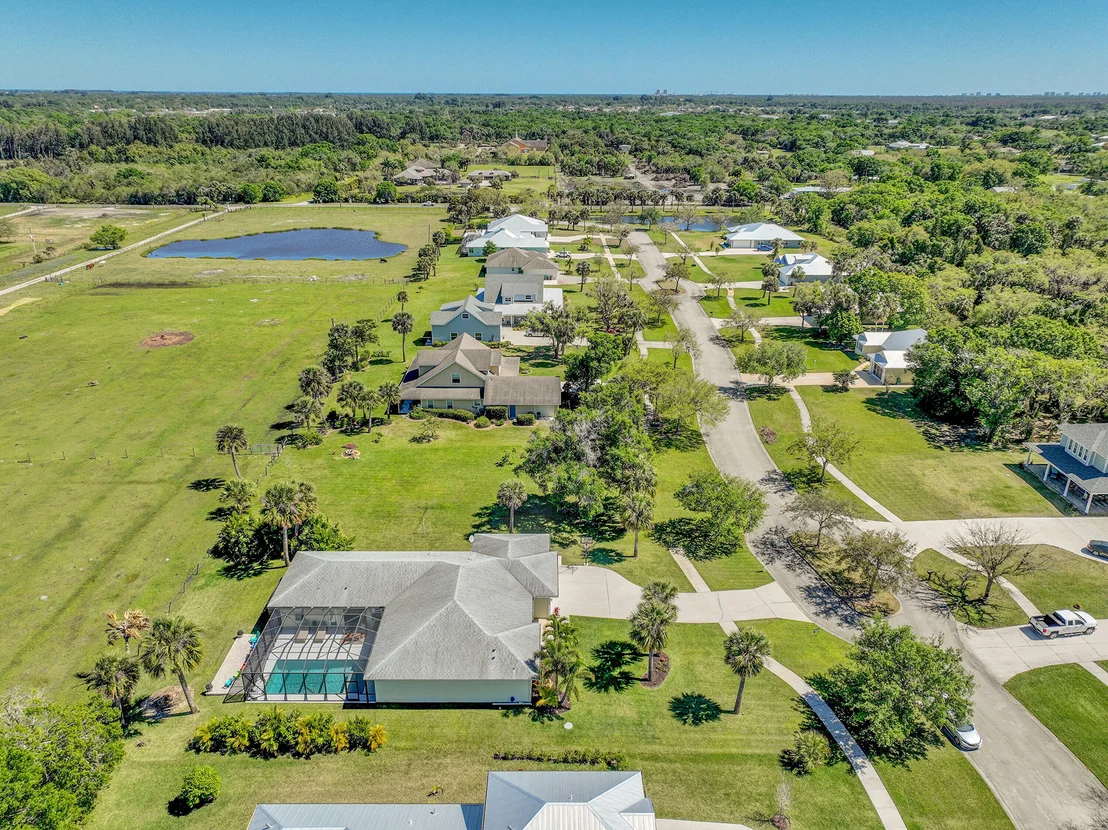 Photo of 1404 Lone Pine Drive