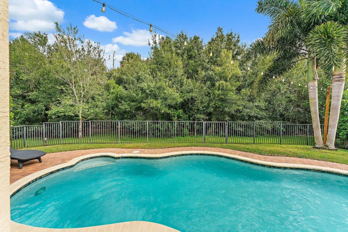 Photo of 8337 SW Marin Drive