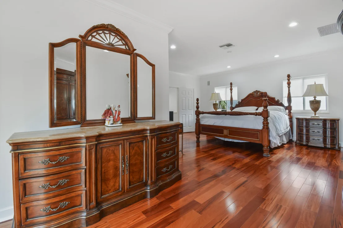 Photo of 2801 Embassy Drive