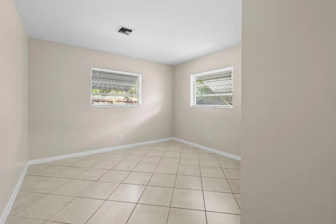 Photo of 356 Cedar Avenue