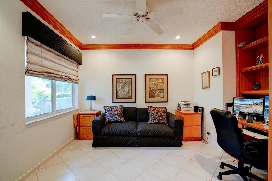 Photo of 4686 Hazleton Lane