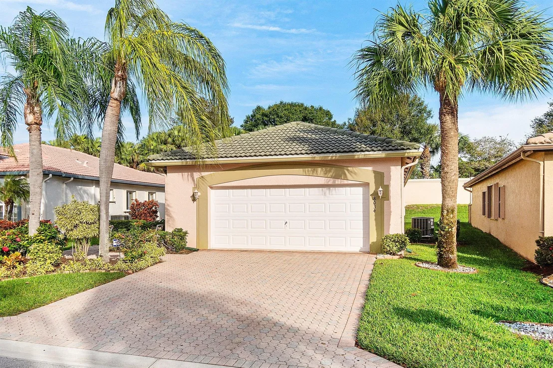 Photo of 8034 Bellafiore Way