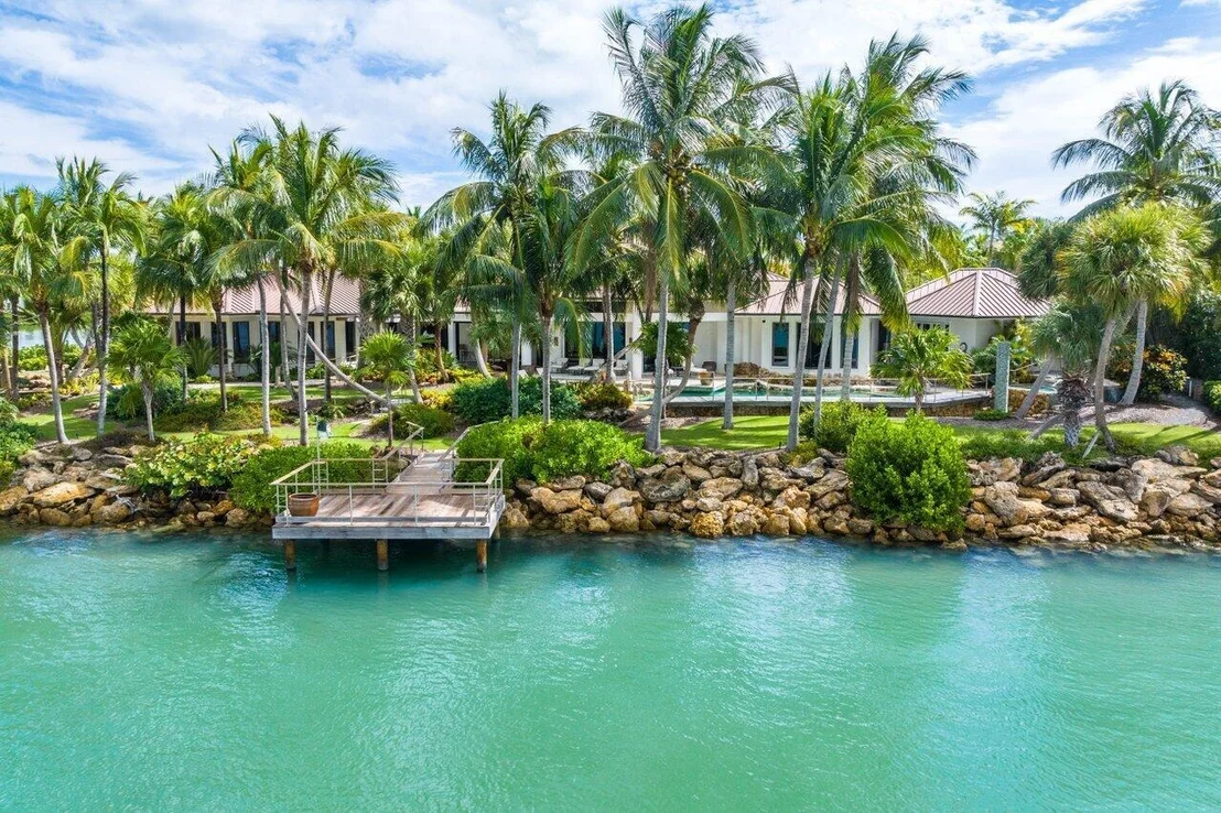 Photo of 6400 SE Inlet Way