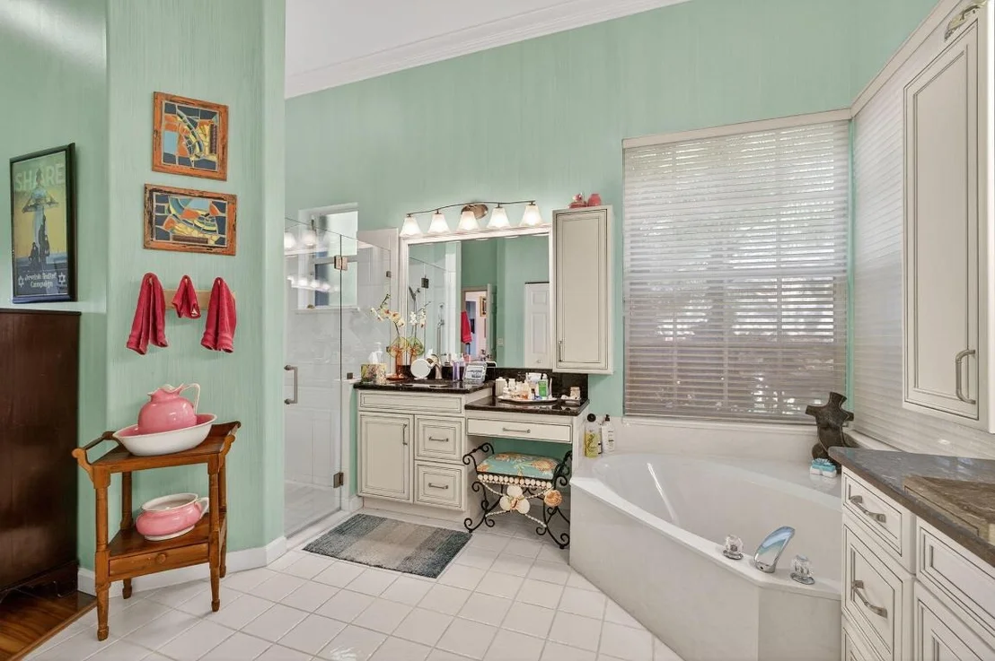 Photo of 9923 SE Oak Tree Terrace