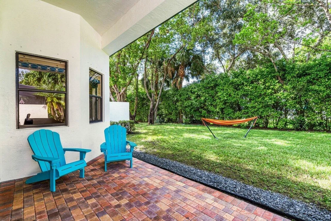 Photo of 9786 Isles Cay Drive