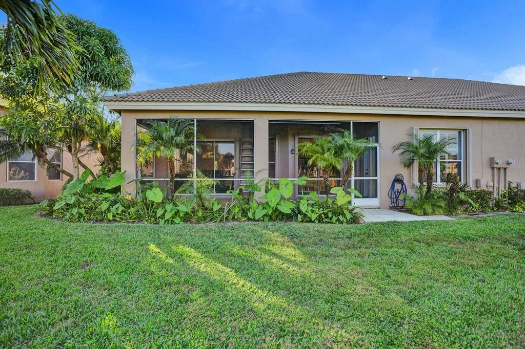 Photo of 6867 Cairnwell Drive