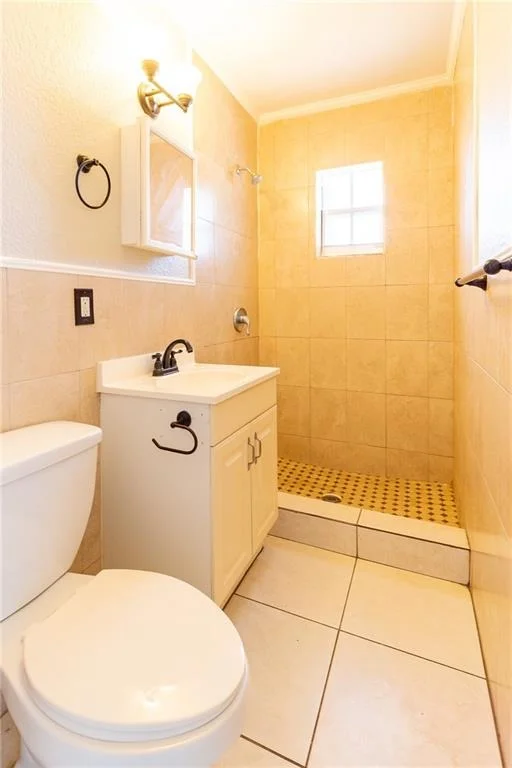 Photo of 810 N 68th Way