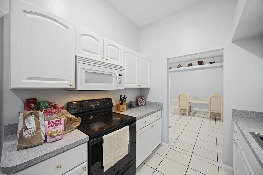 Photo of 4584 Windmill Road