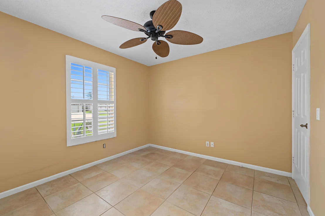 Photo of 6908 Bronte Circle