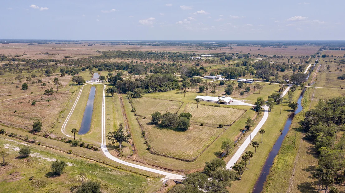 Photo of 2400 SW Kanner Highway