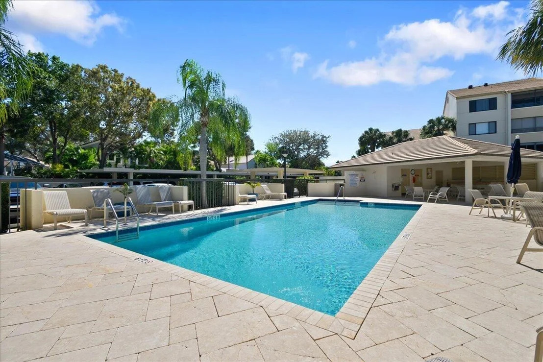 Photo of 21 Grand Bay Circle