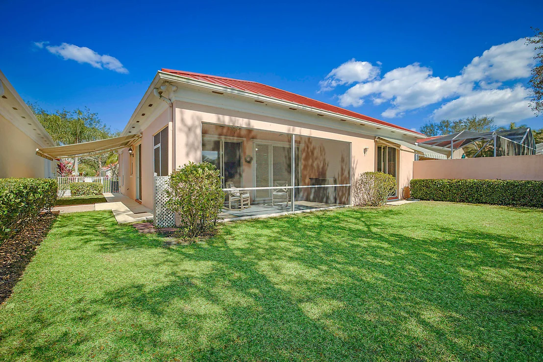Photo of 1226 SW Eagleglen Place Place