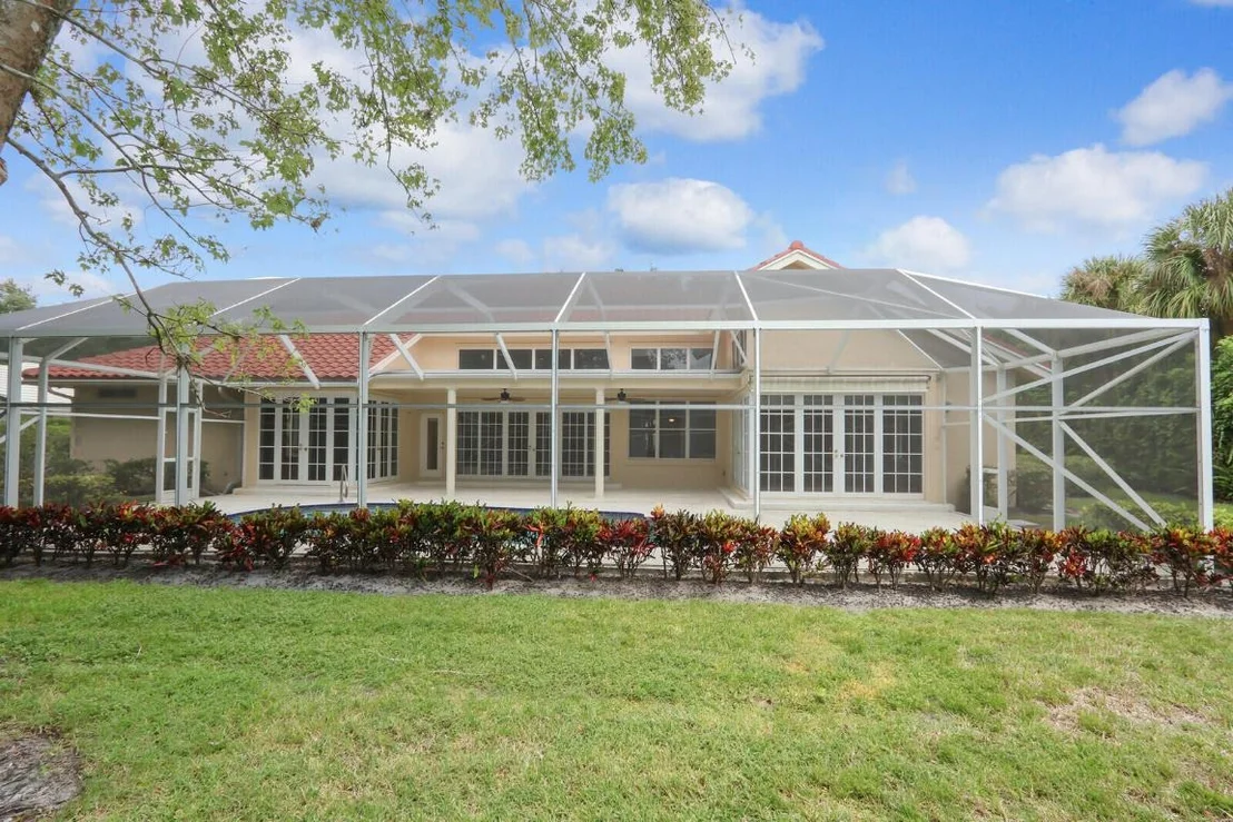 Photo of 18517 SE Heritage Drive