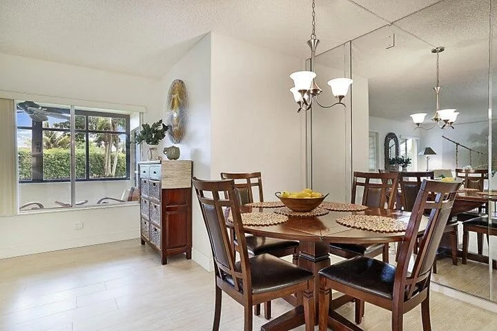 Photo of Unit D1 at 306 Pine Ridge Circle