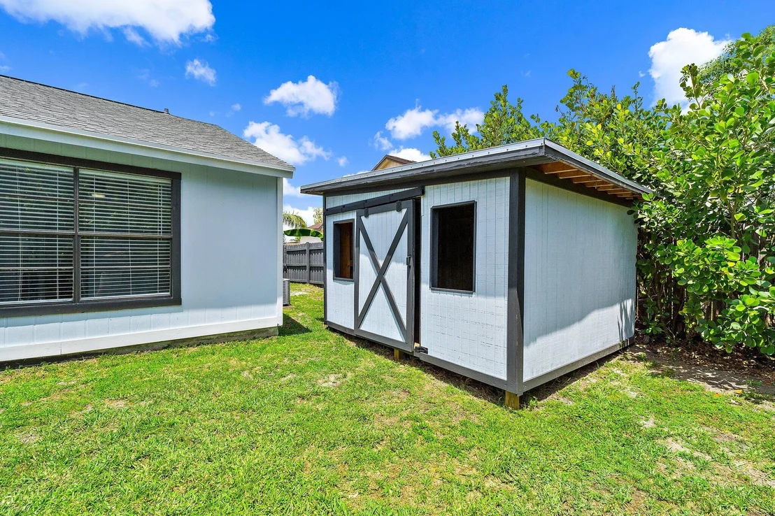 Photo of 141 Rosewood Circle