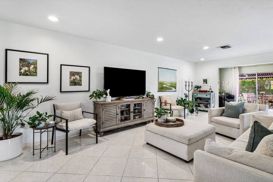 Photo of 6027 Stanley Lane