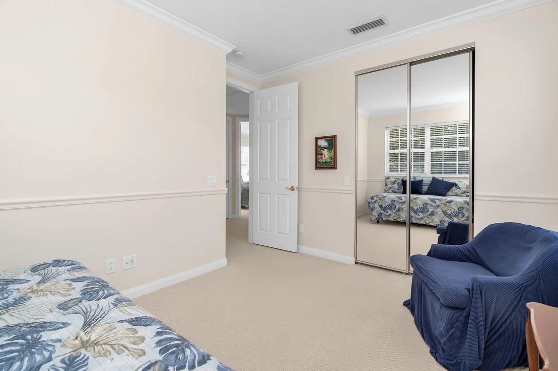 Photo of 216 Barbados Drive
