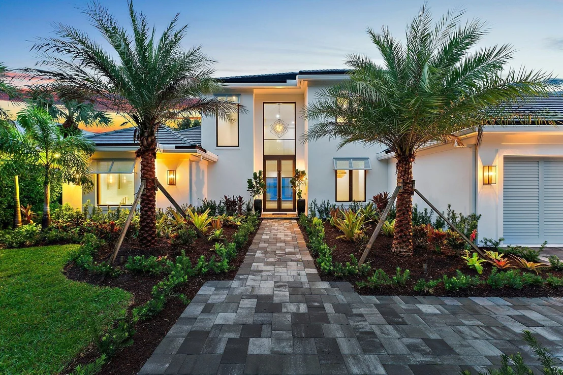 Photo of 21 Bay Harbor Road