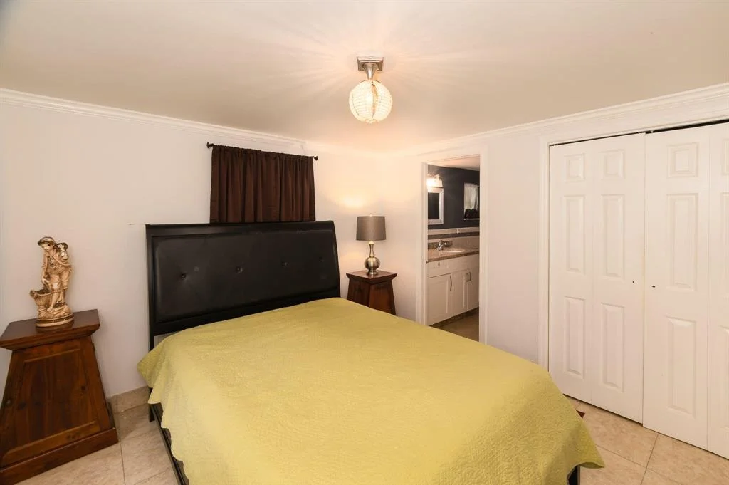 Photo of 1133 Mango Drive