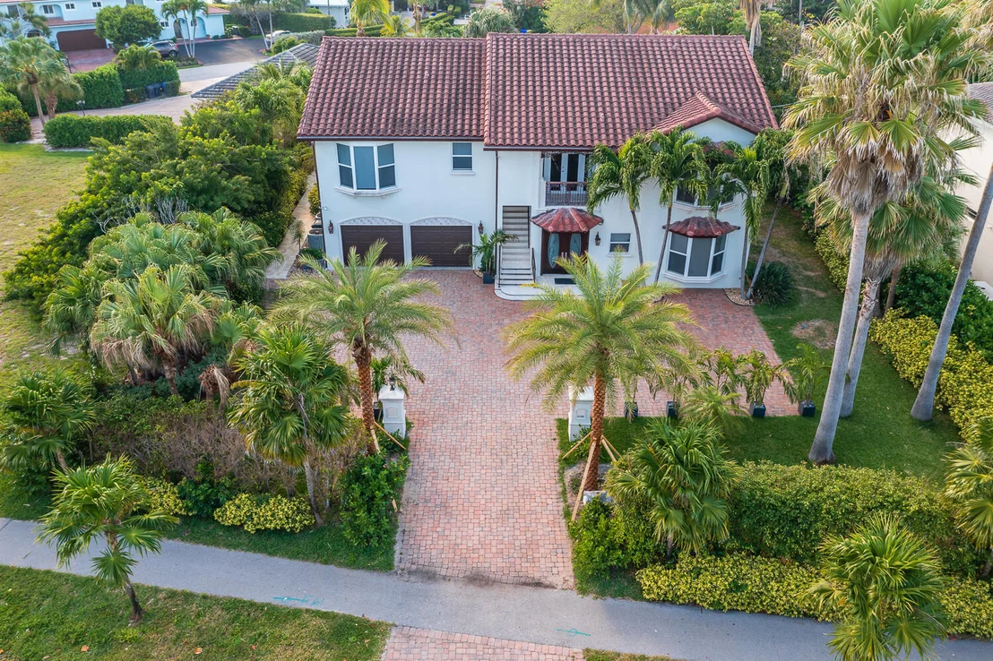 Photo of 4108 S OCEAN Boulevard