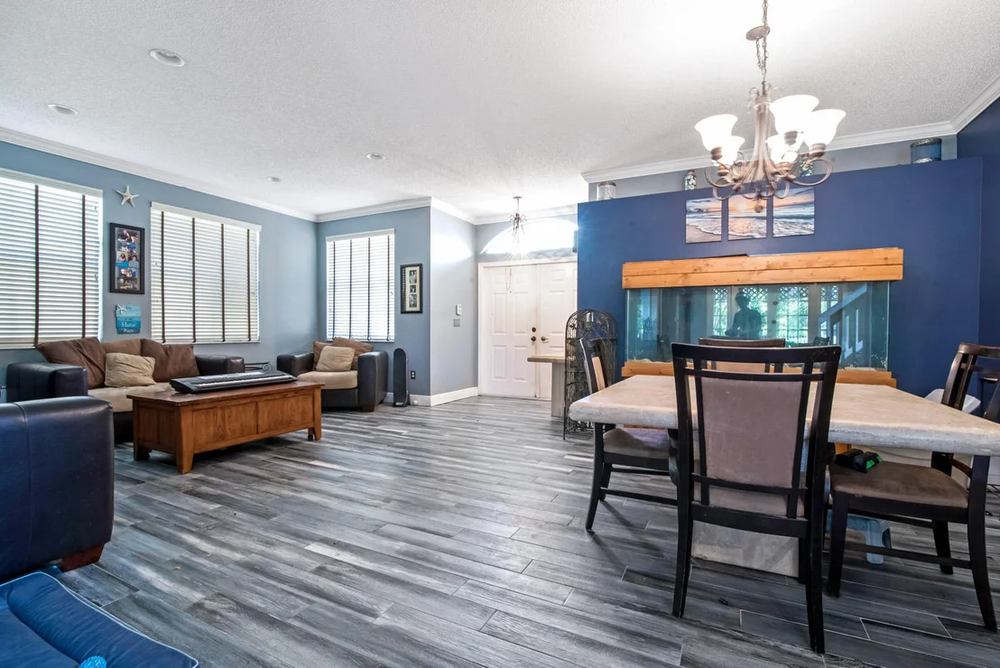 Photo of 7518 Oak Grove Circle