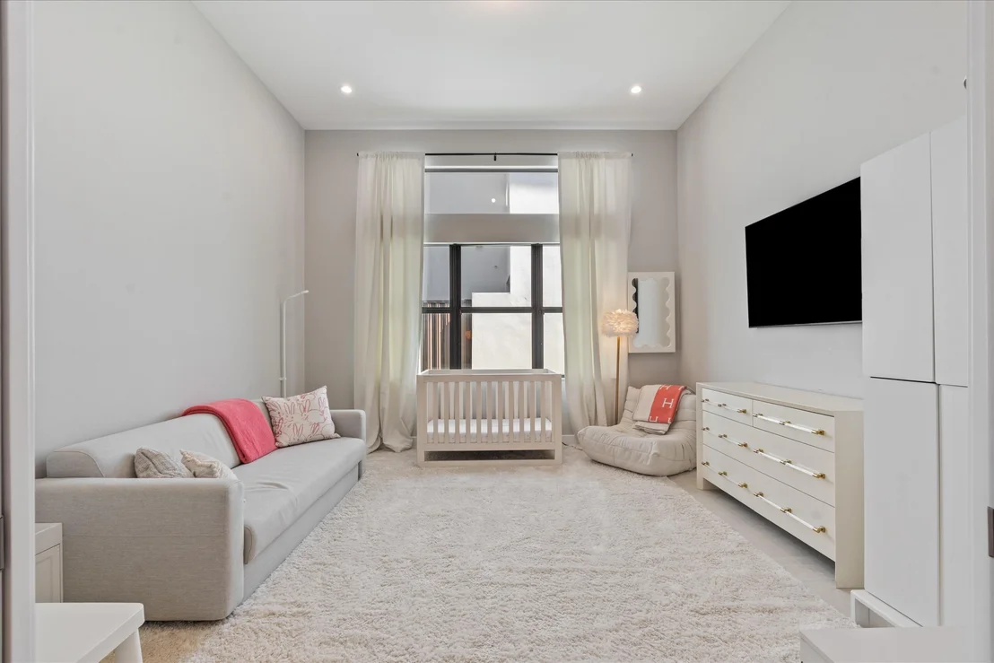 Photo of 9948 Espresso Manor