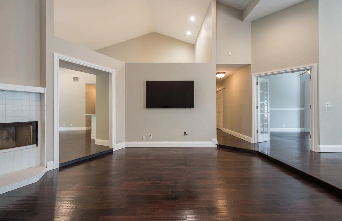 Photo of 1055 Parkside Circle N