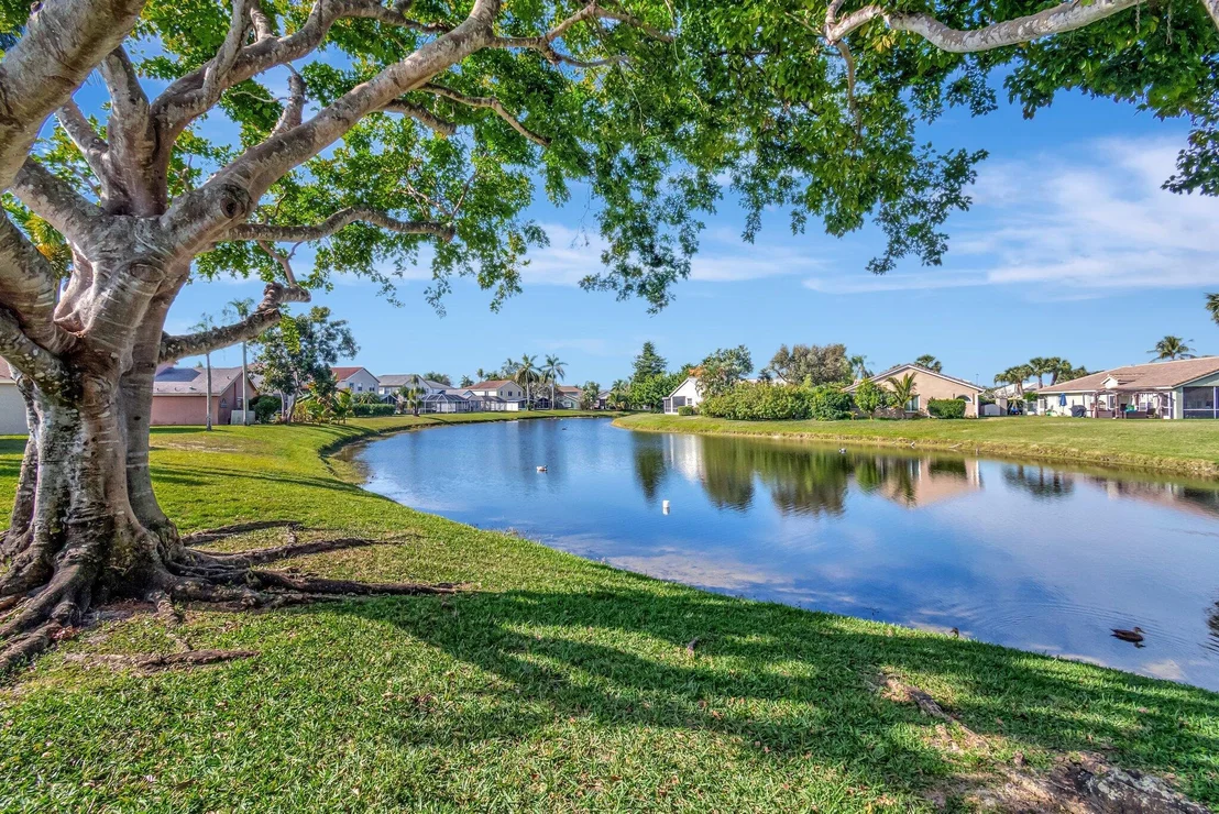 Photo of 6393 Lansdowne Circle