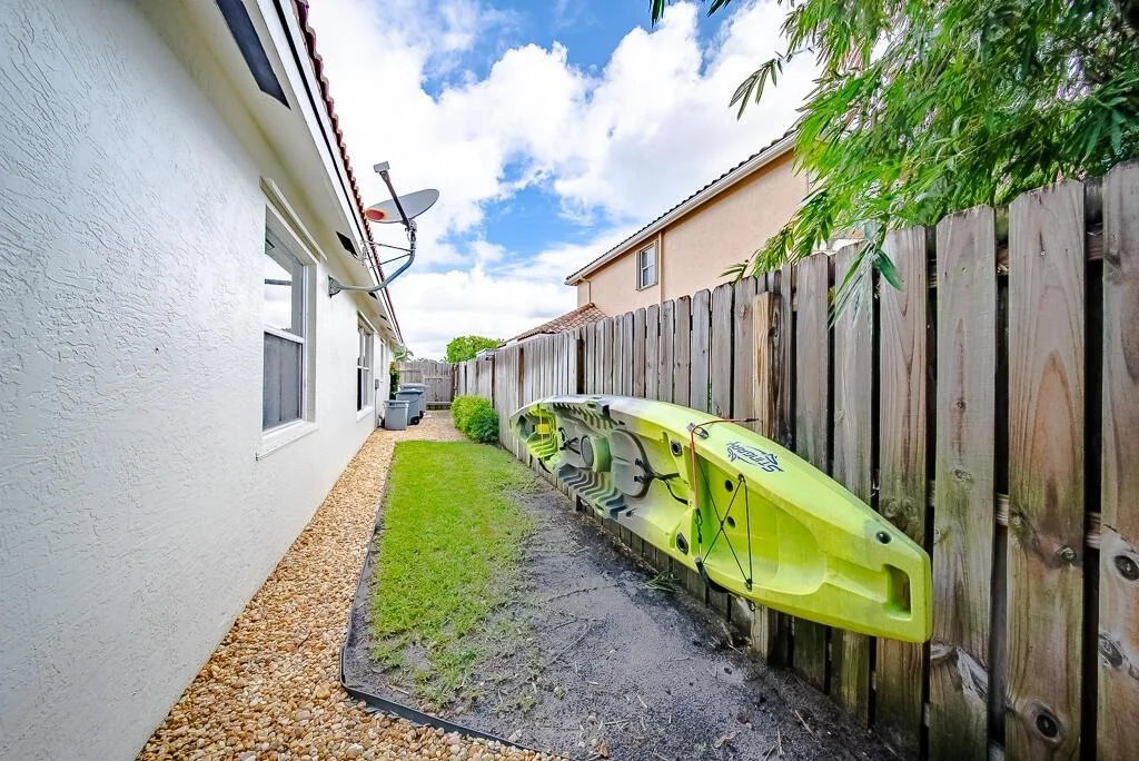 Photo of 5549 Descartes Circle