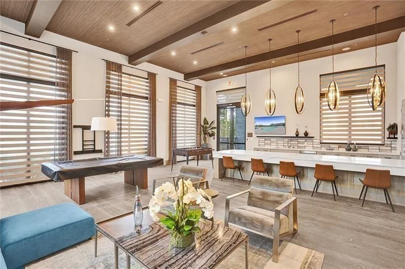 Photo of 8861 Edgewater Place