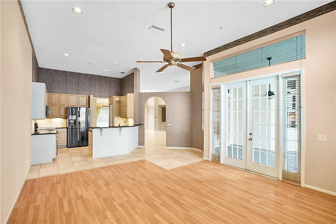 Photo of 787 Lake Boulevard
