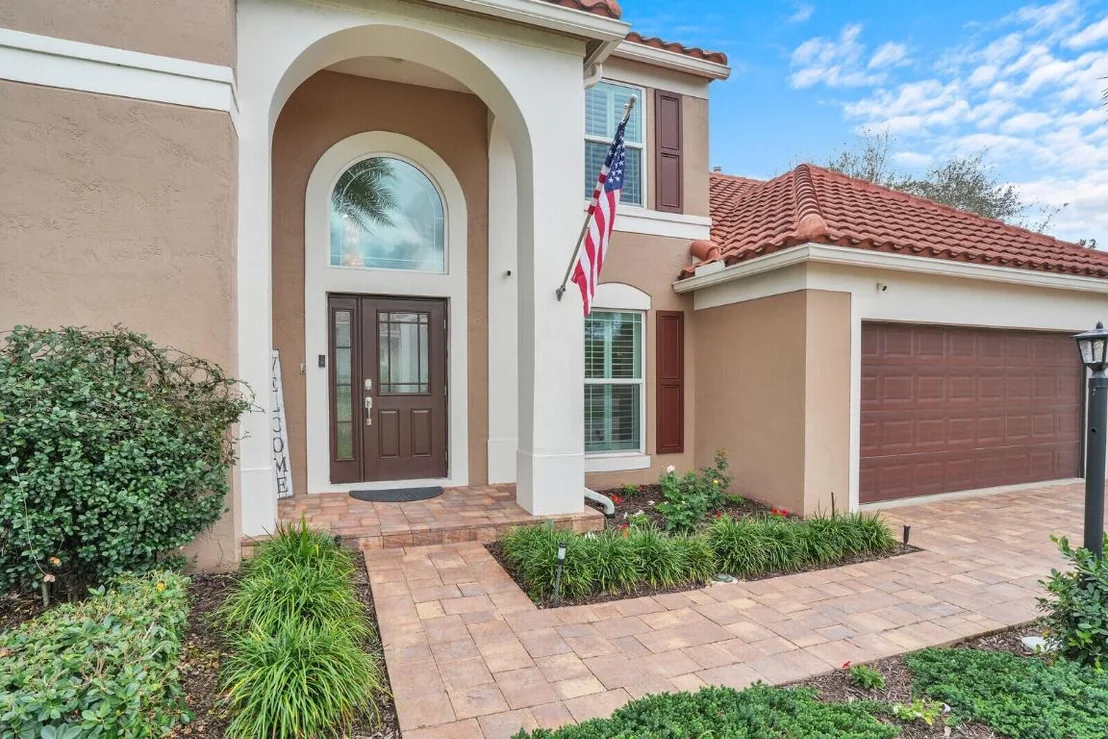 Photo of 1008 Pine Lake Circle