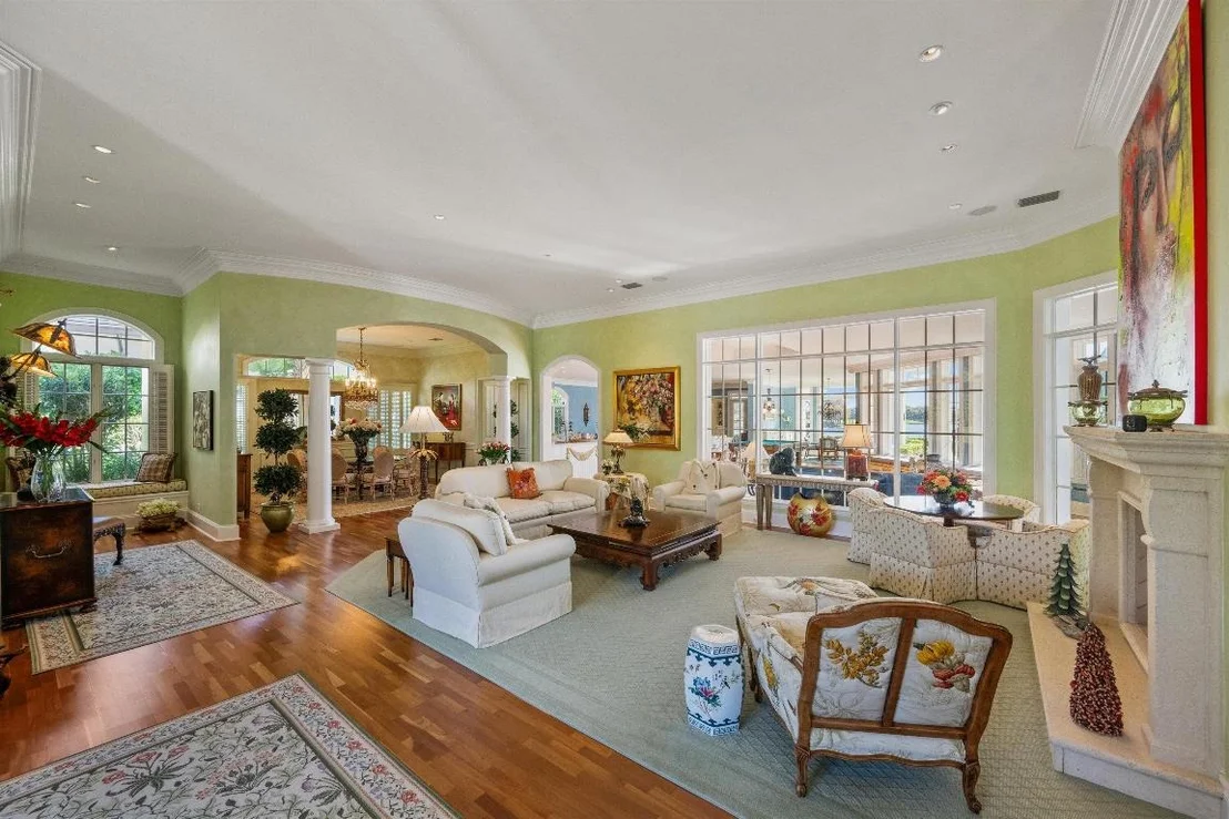 Photo of 258 Locha Drive