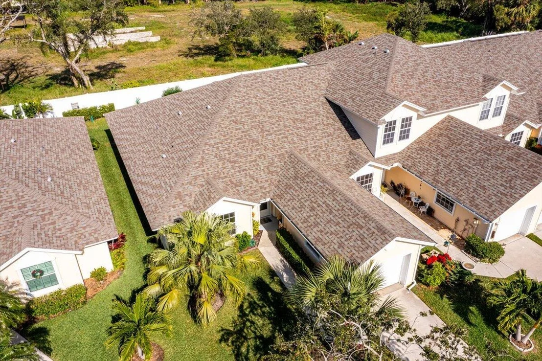 Photo of 552 6th Lane