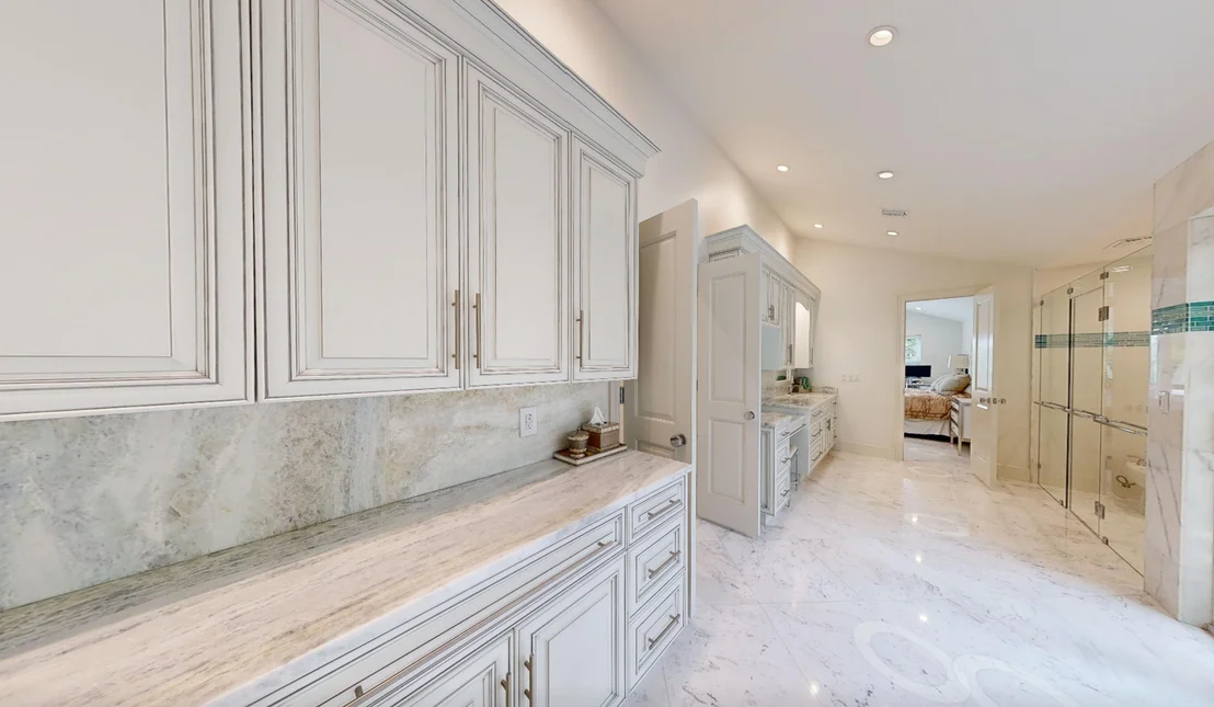 Photo of 355 Oakview Drive