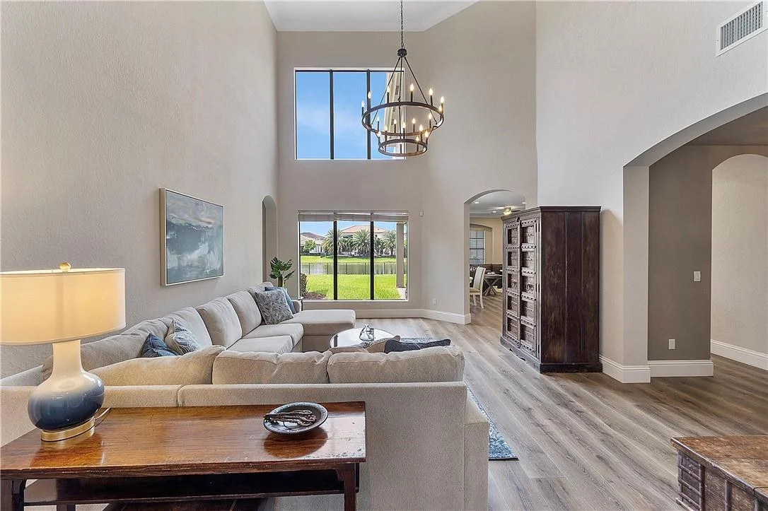 Photo of 8971 Lakeview Place