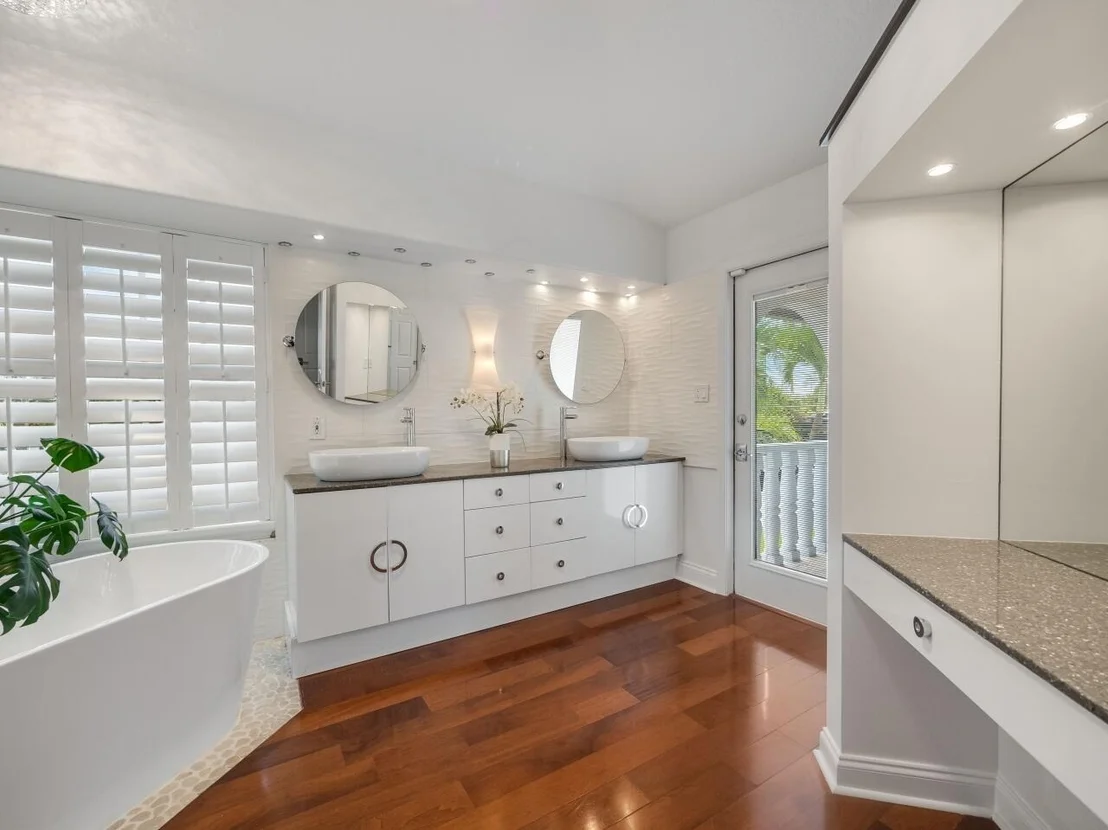 Photo of 118 Lands End Way