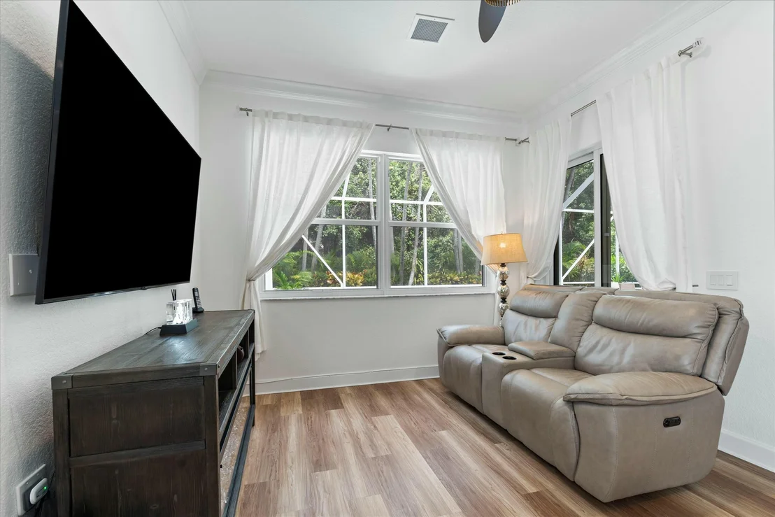 Photo of 5551 Via De La Plata Circle
