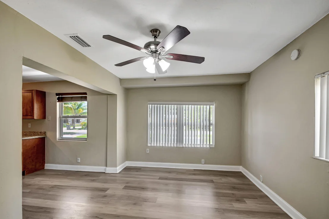 Photo of 831 Evergreen Drive