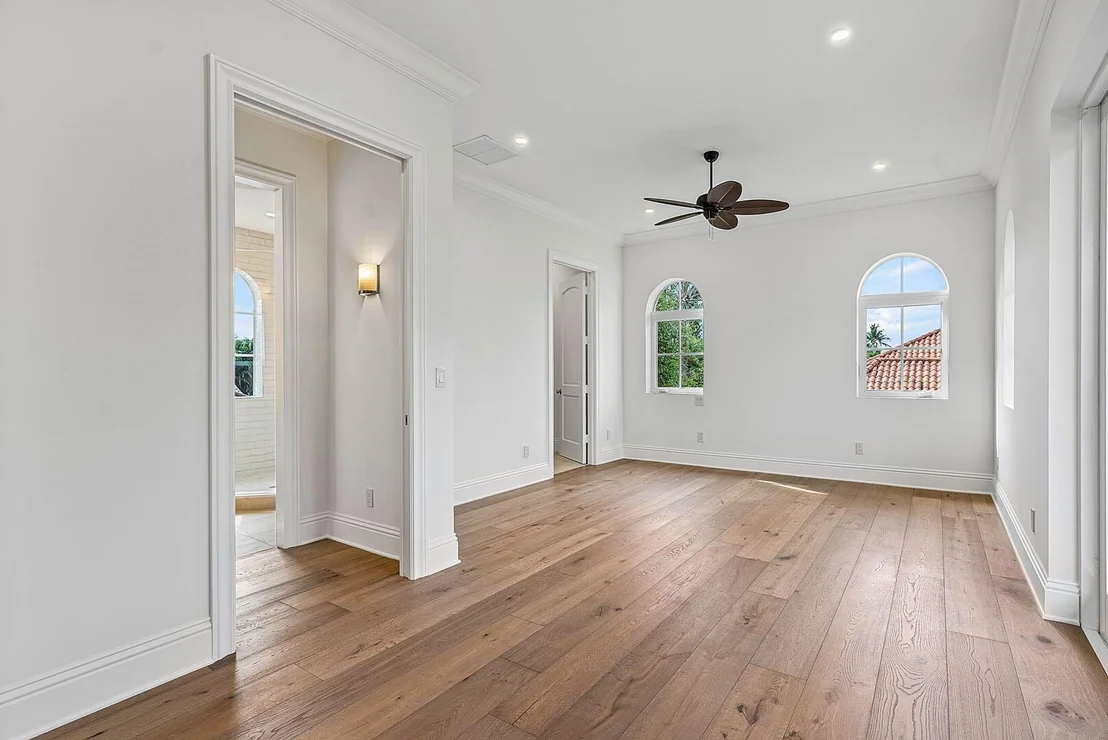 Photo of 384 Royal Palm Way