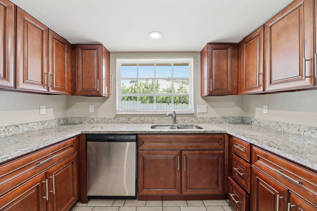 Photo of 232 Gleneagles Drive