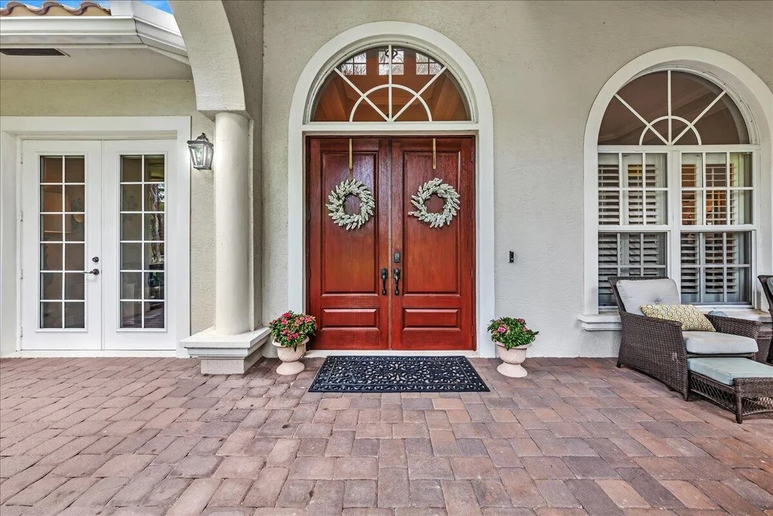 Photo of 378 Squire Drive