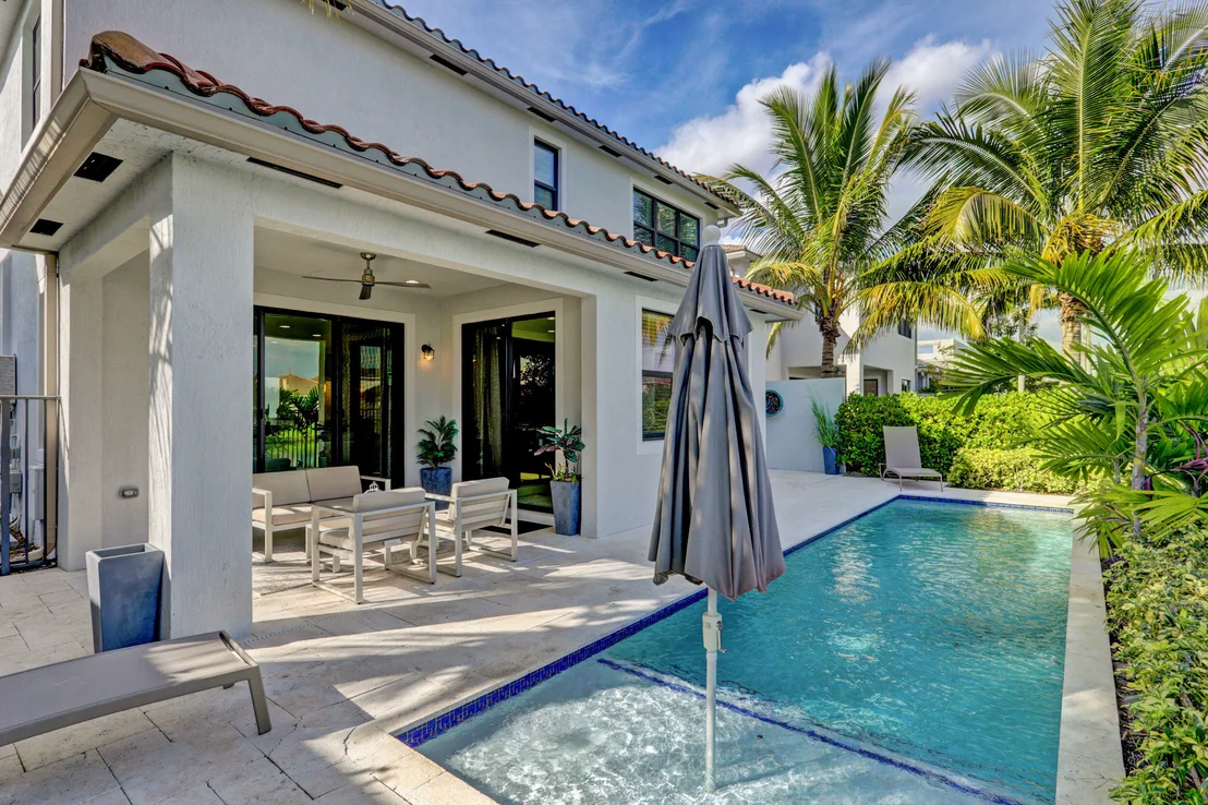 Photo of 7184 Montereal Path