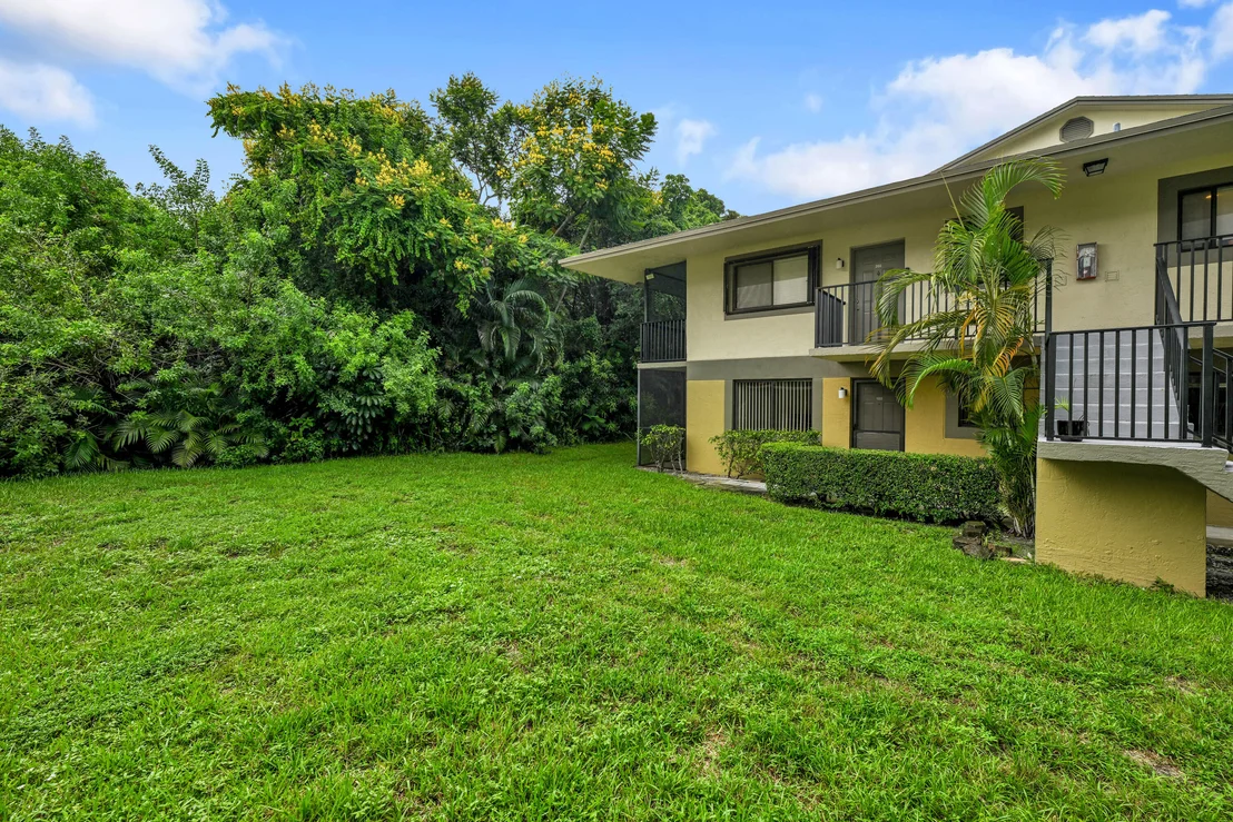 Photo of Unit 102 at 522 Trace Circle