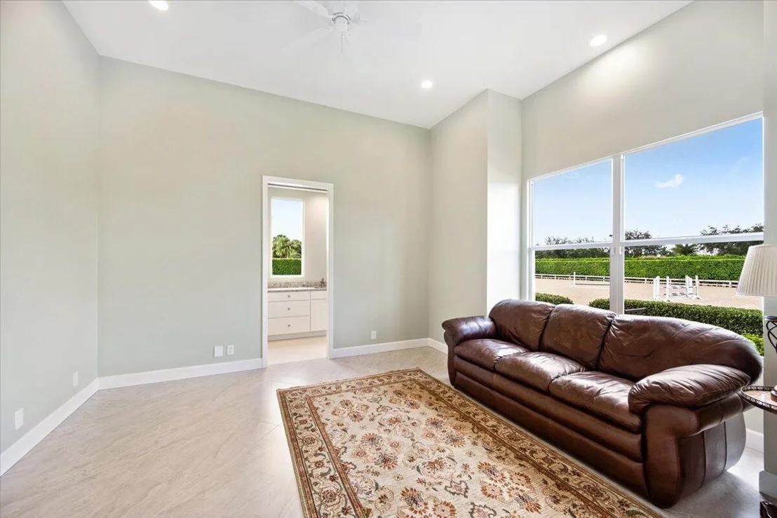 Photo of 14402 Laurel Trail