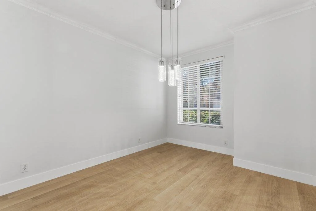 Photo of 220 Blackbird Lane