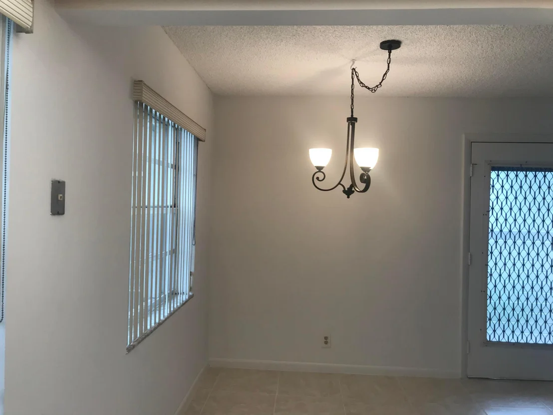 Photo of 1002 Normandy U