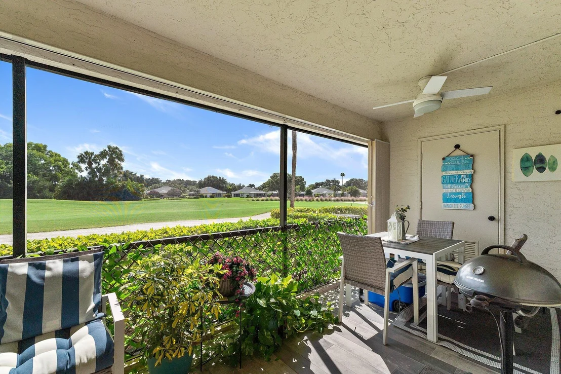 Photo of Unit B at 1201 Pinecrest Circle